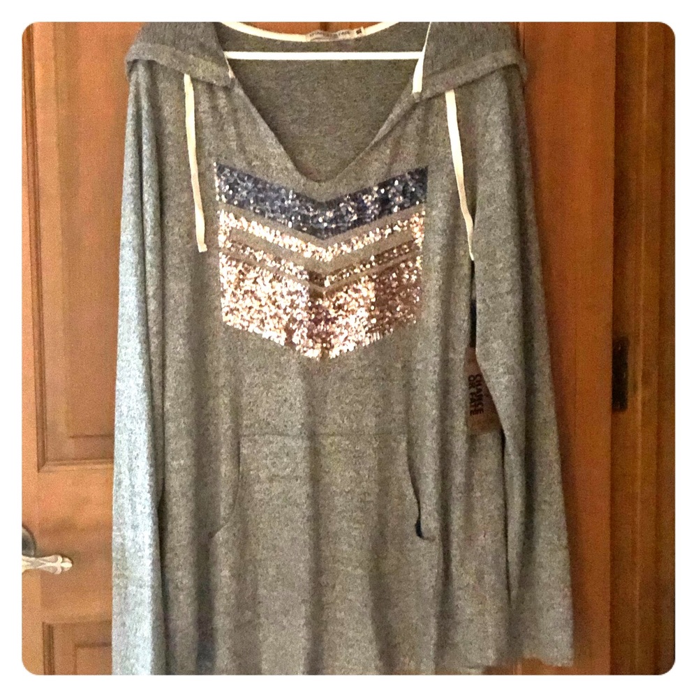 Top with glitter arrow.